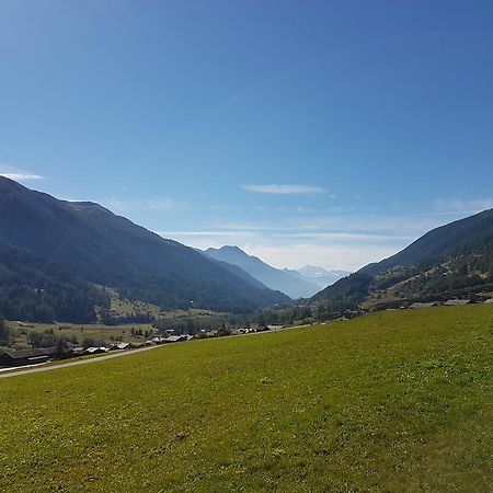 Chalet Daheim Reckingen Zewnętrze zdjęcie