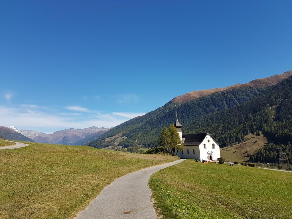 Chalet Daheim Reckingen Zewnętrze zdjęcie