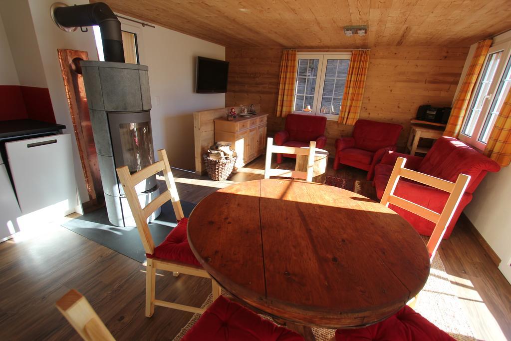 Chalet Daheim Reckingen Zewnętrze zdjęcie